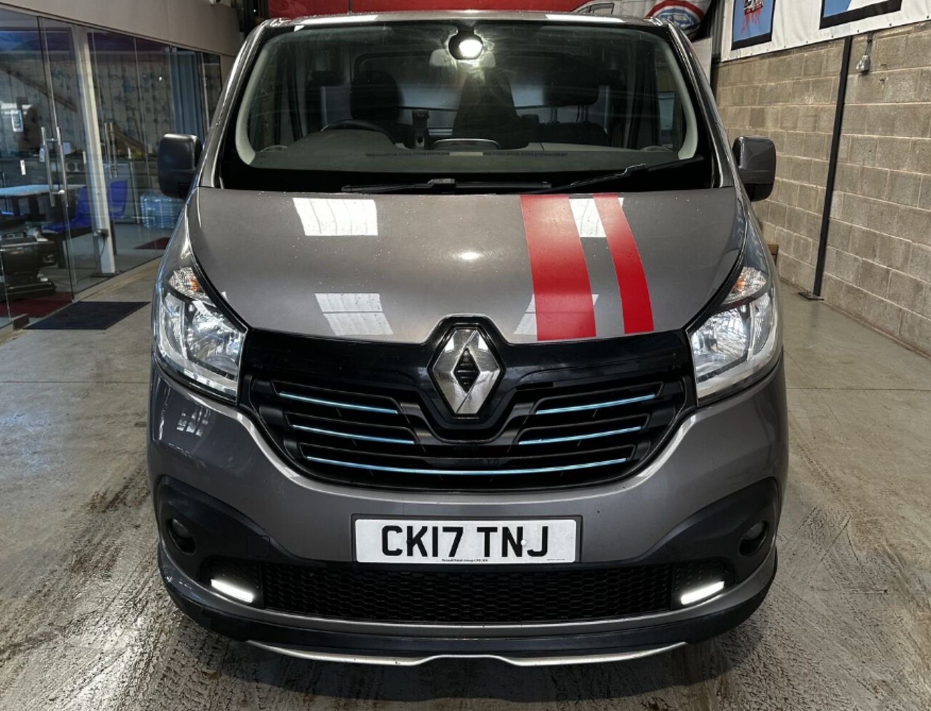 RELIABLE MILEAGE MARVEL: 1.6 DCI EURO 6 SPORT VAN - NO VAT ON HAMMER - MOT MAY 2024 - Image 3 of 14