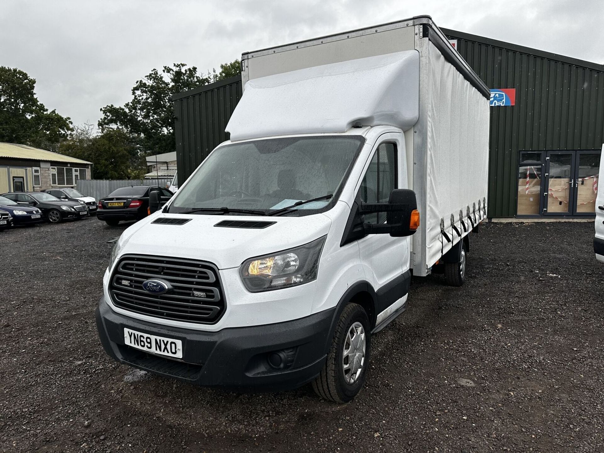 **(ONLY 55K MILEAGE)** POTENTIAL PROJECT: FORD TRANSIT LUTON BOX VAN, REPAIR NEEDED - Image 12 of 15