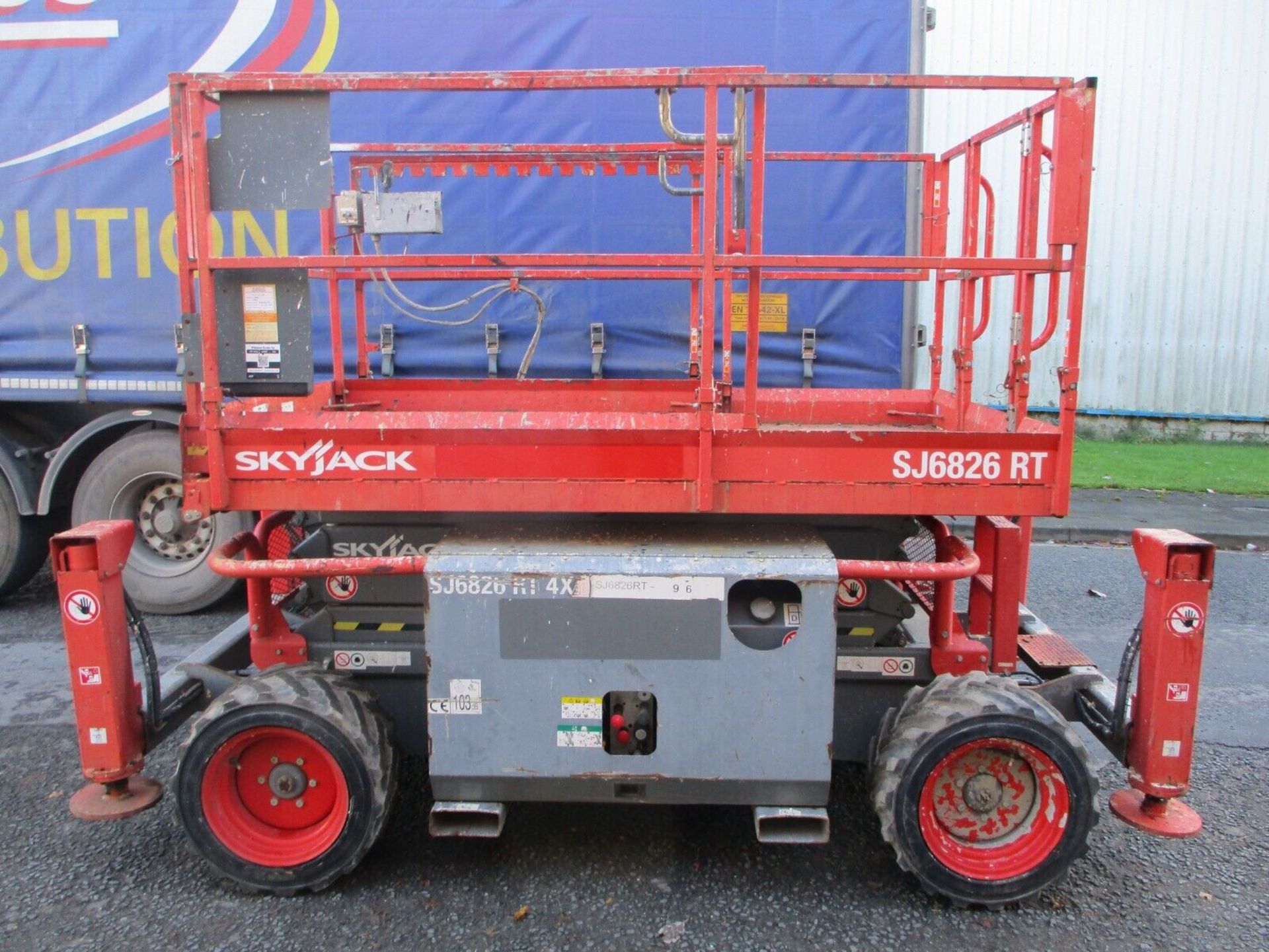 POWERFUL ASCENT: 4X4 SKYJACK SJ6826'S DIESEL SYMPHONY - Image 8 of 13