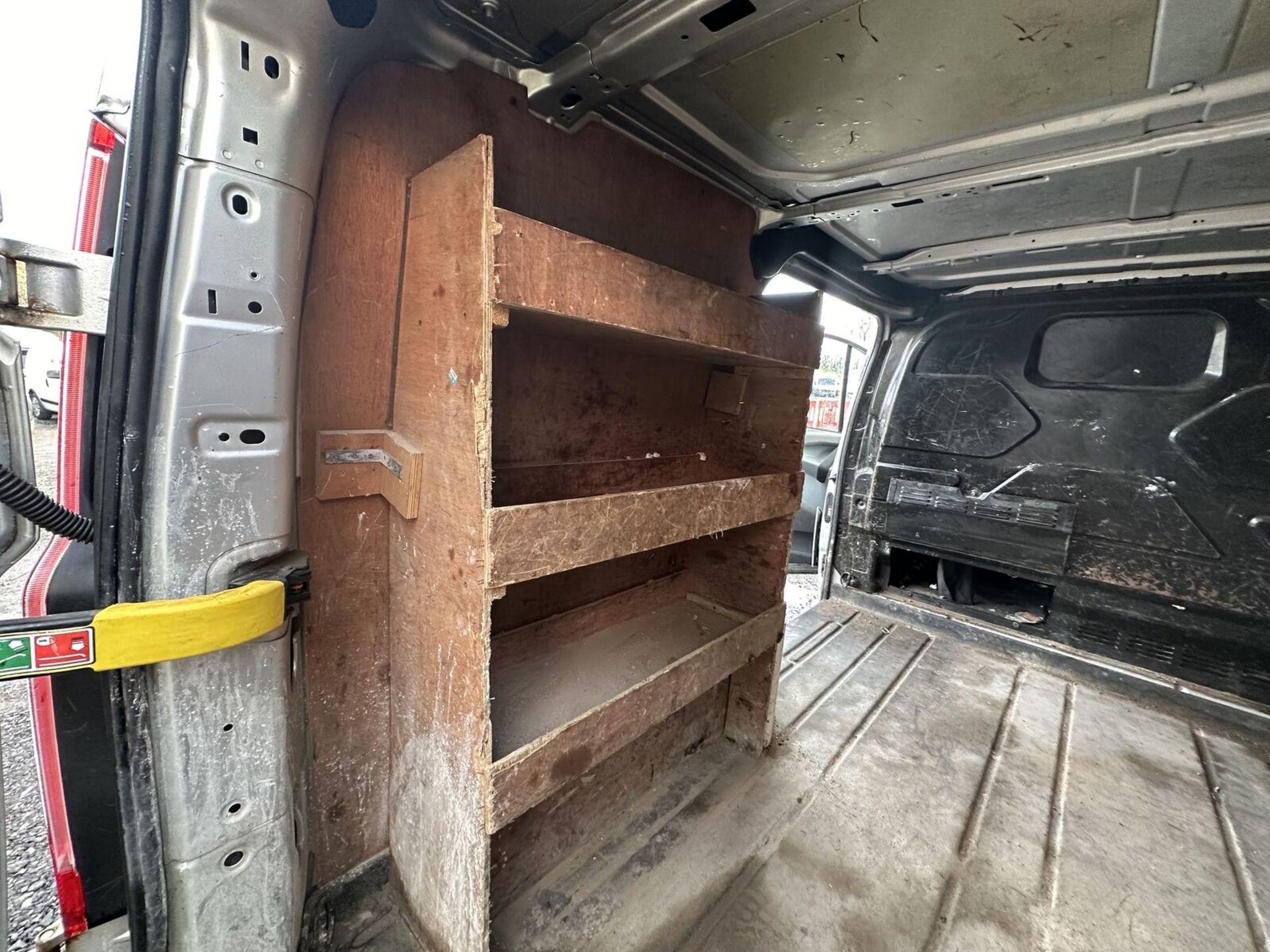 2014 FORD TRANSIT CUSTOM TREND ETECH: SPARES/REPAIRS, PANEL VAN - (NO VAT ON HAMMER) - Image 2 of 15