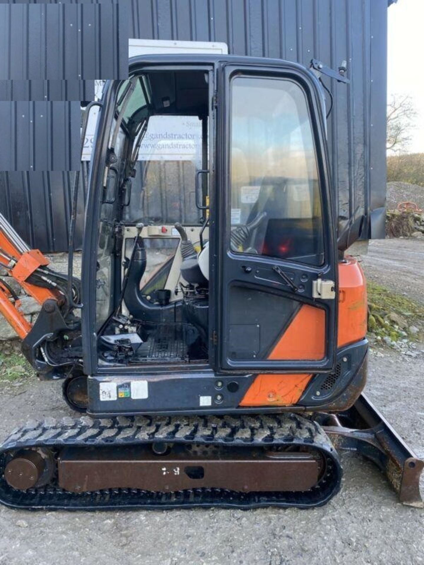 2013 HITACHI ZAXIS ZX27-3 CLR - Image 4 of 8