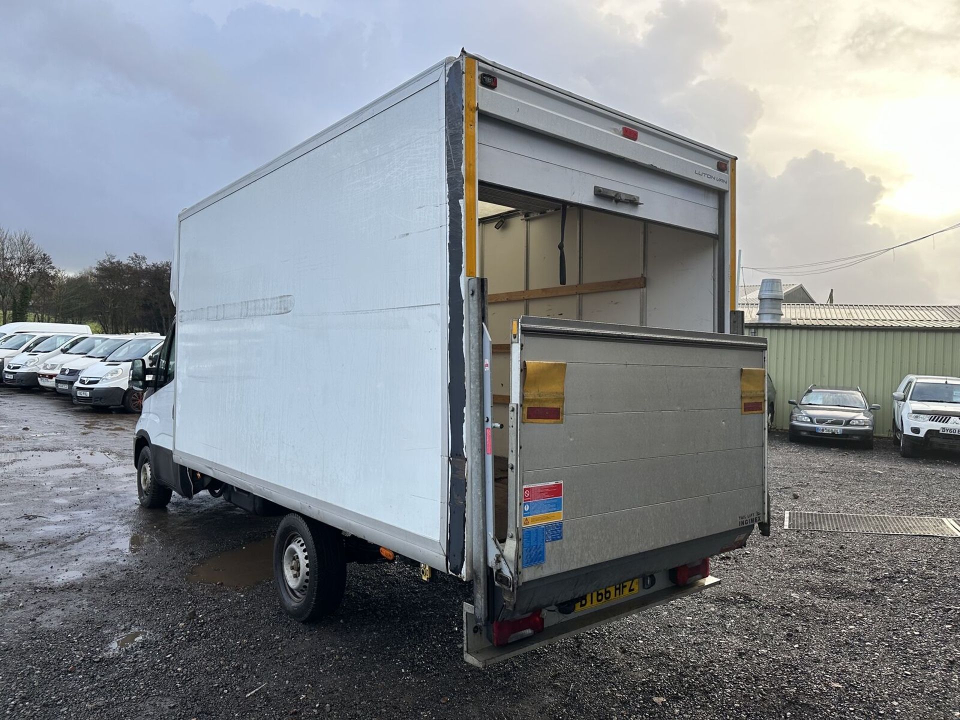 MECHANICAL NOTICE: 66 PLATE IVECO DAILY, GEARBOX WARNING - NO VAT ON HAMMER - Image 11 of 15