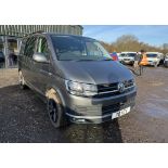 **(ONLY 30K MILEAGE)** PRECISION AND CLASS: 2018 VW TRANSPORTER KOMBI DAY VAN - NO VAT ON HAMMER