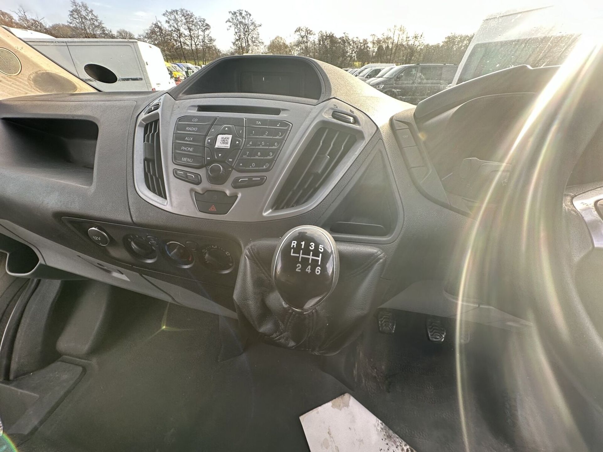 2014 FORD TRANSIT CUSTOM TREND ETECH: SPARES/REPAIRS, PANEL VAN - (NO VAT ON HAMMER) - Image 9 of 15