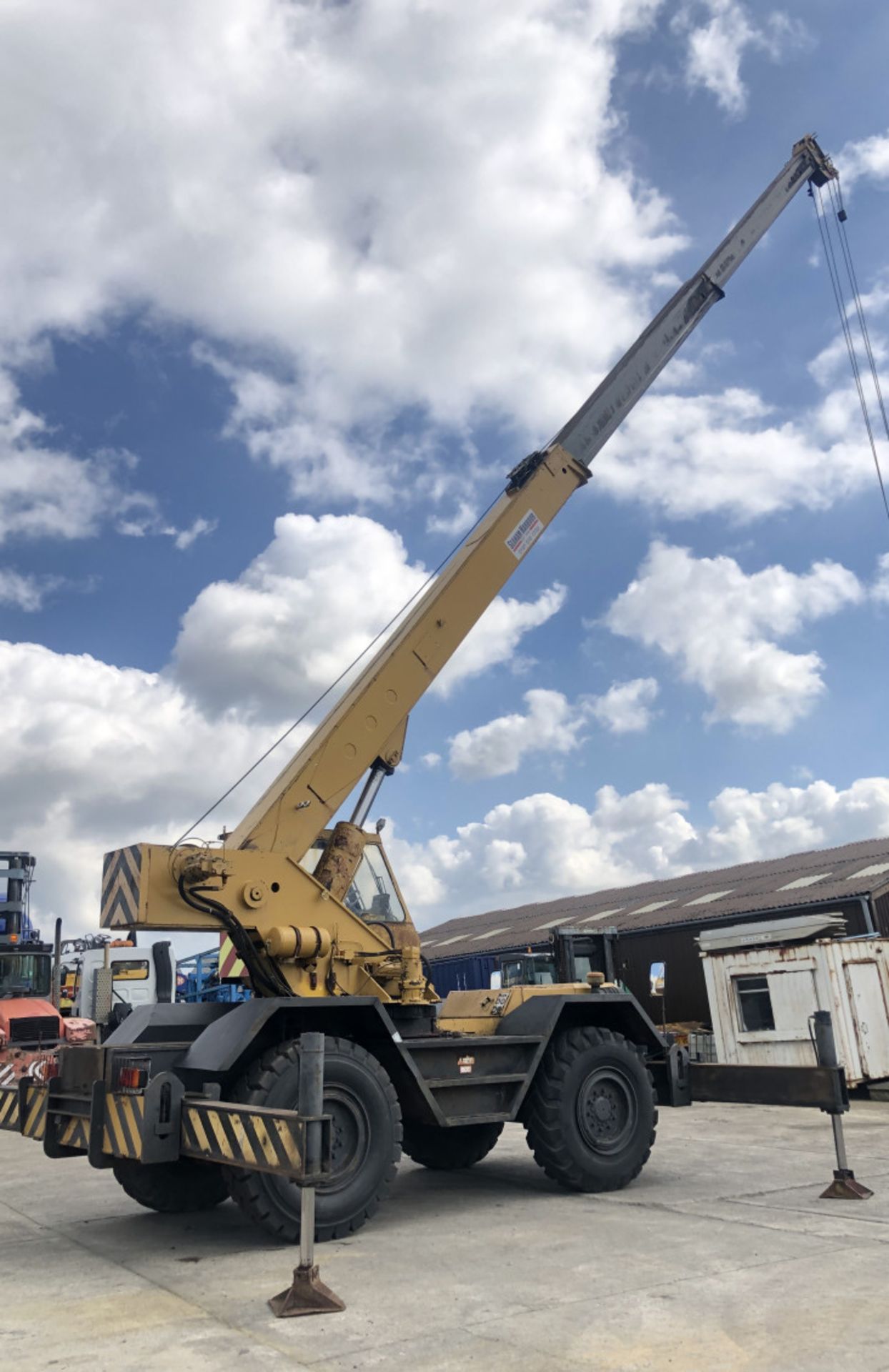 JONES 18 TON ,4×4 , ROUGH TERRAIN CRANE - Image 4 of 5