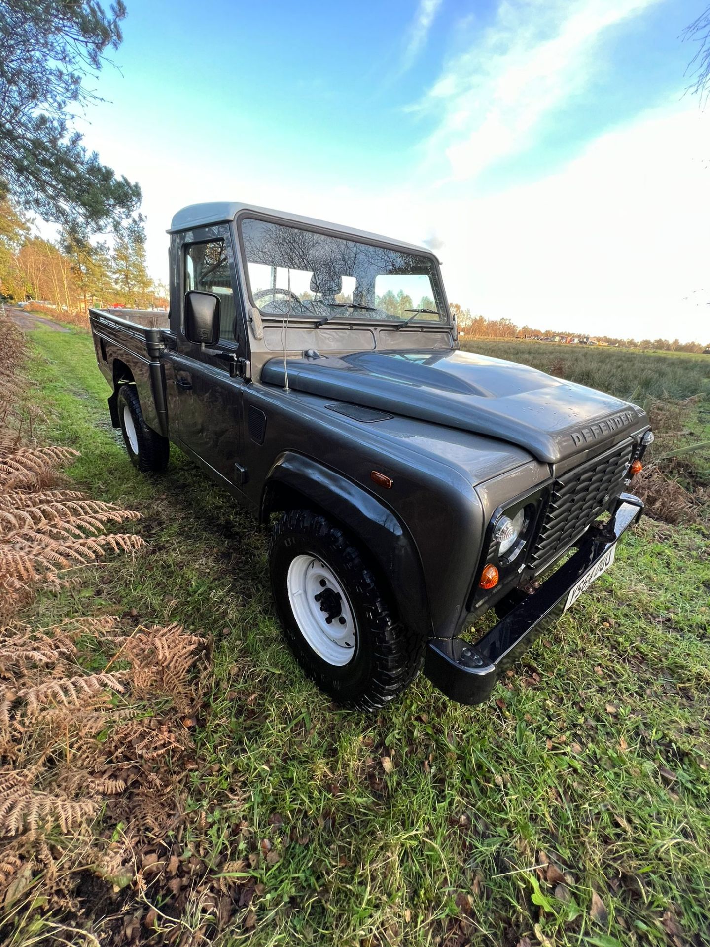 SINGLE-OWNER GEM: LAND ROVER 2.2 TDCI, FULL SERVICE HISTORY, 132K MILES - Image 15 of 19