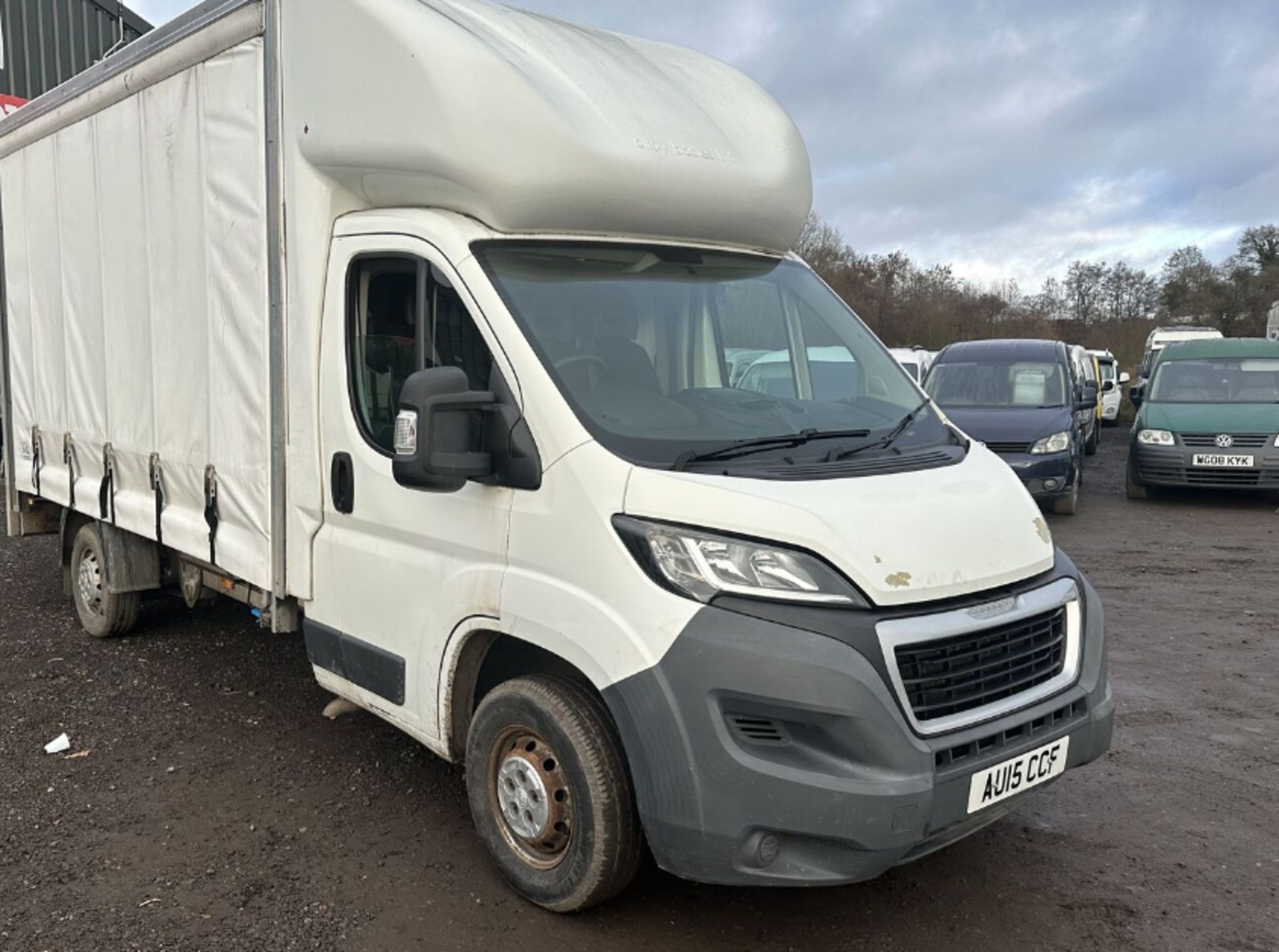 2015 PEUGEOT BOXER L3 DIESEL MOT: 10TH APRIL 2024 - NO VAT ON HAMMER - Image 4 of 12