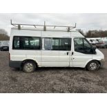 140K MILES - 60 PLATE FORD TRANSIT MINIBUS - MOT: 4TH JANUARY 2024 - NO VAT ON HAMMER