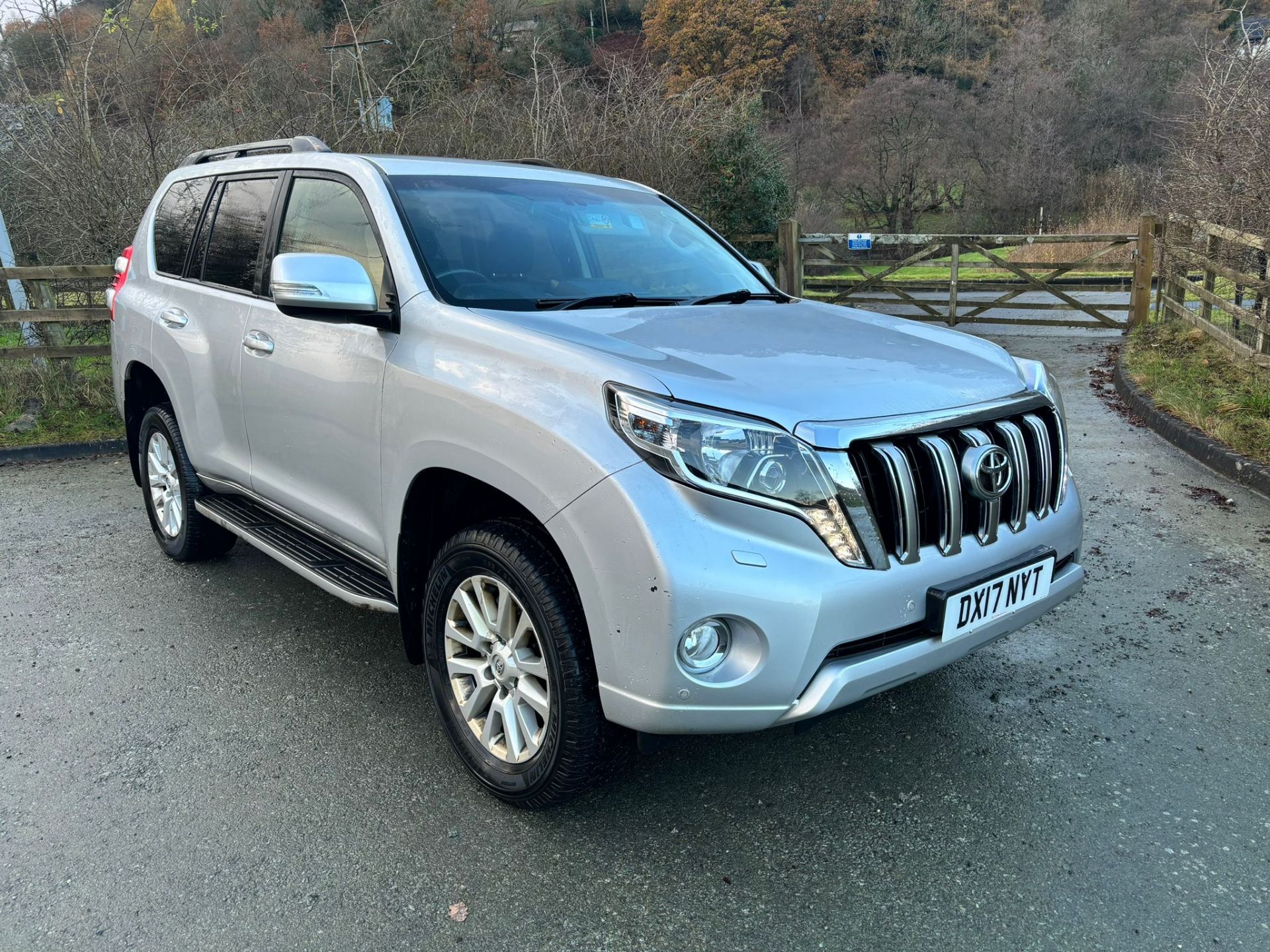 TOYOTA LAND CRUISER 2017 ICON AUTOMATIC - Image 12 of 12