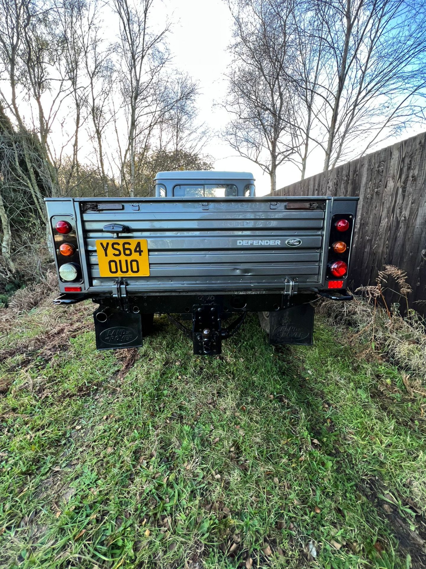 SINGLE-OWNER GEM: LAND ROVER 2.2 TDCI, FULL SERVICE HISTORY, 132K MILES - Image 11 of 19