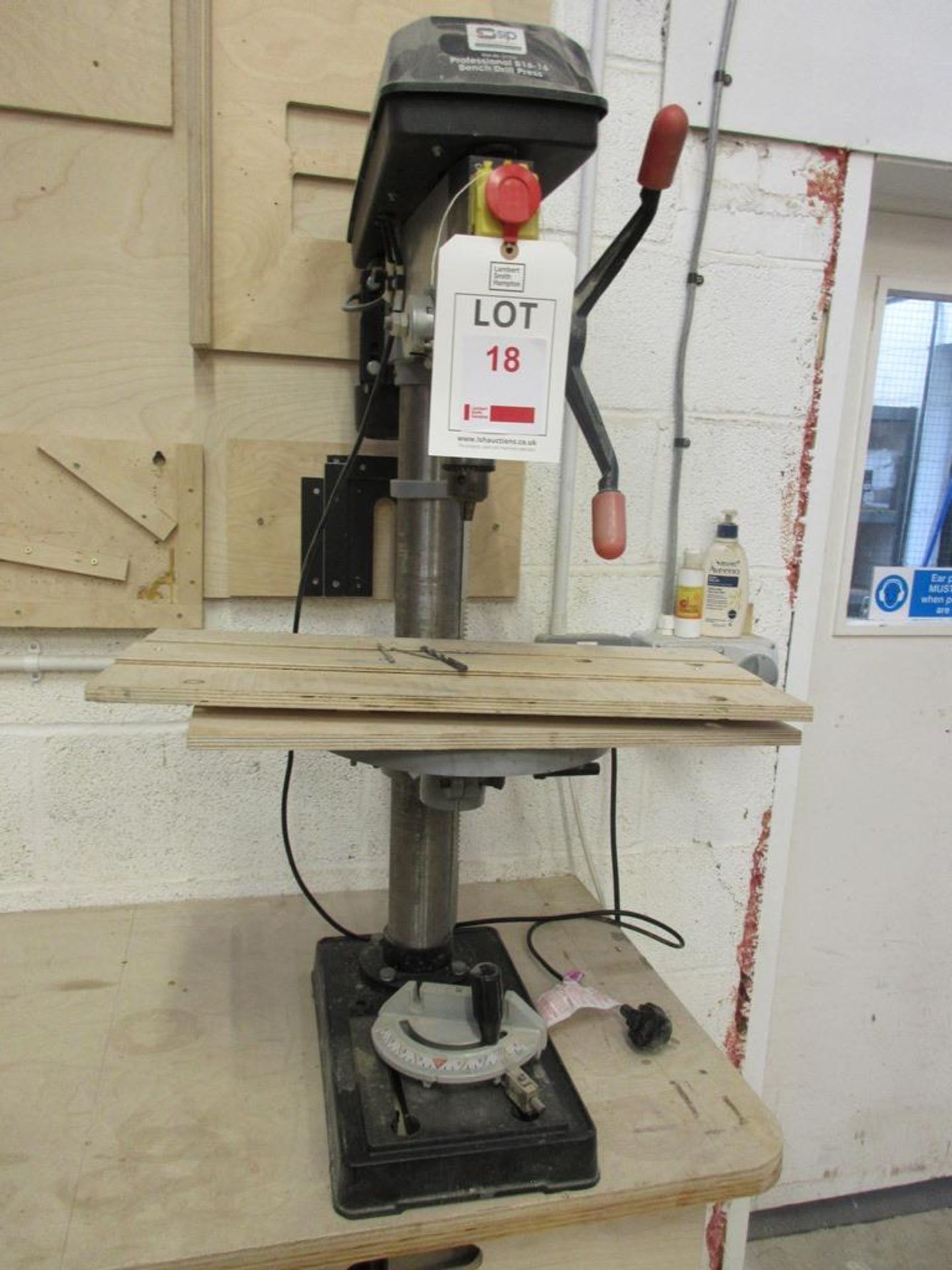 SIP Professional B16-6 bench drill, model 01702, serial number: POO48724, rise & fall table ( - Image 2 of 4