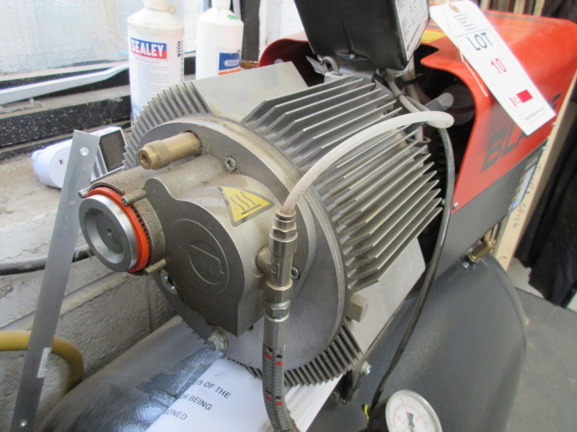 Mattei Blade S-2-2001 receiver mounted air compressor set, serial no. 10015163 (2020) - Image 6 of 7