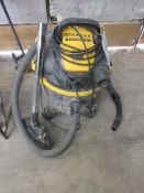 Stanley Fatmax SXF35A wet/dry vacuum, 240v