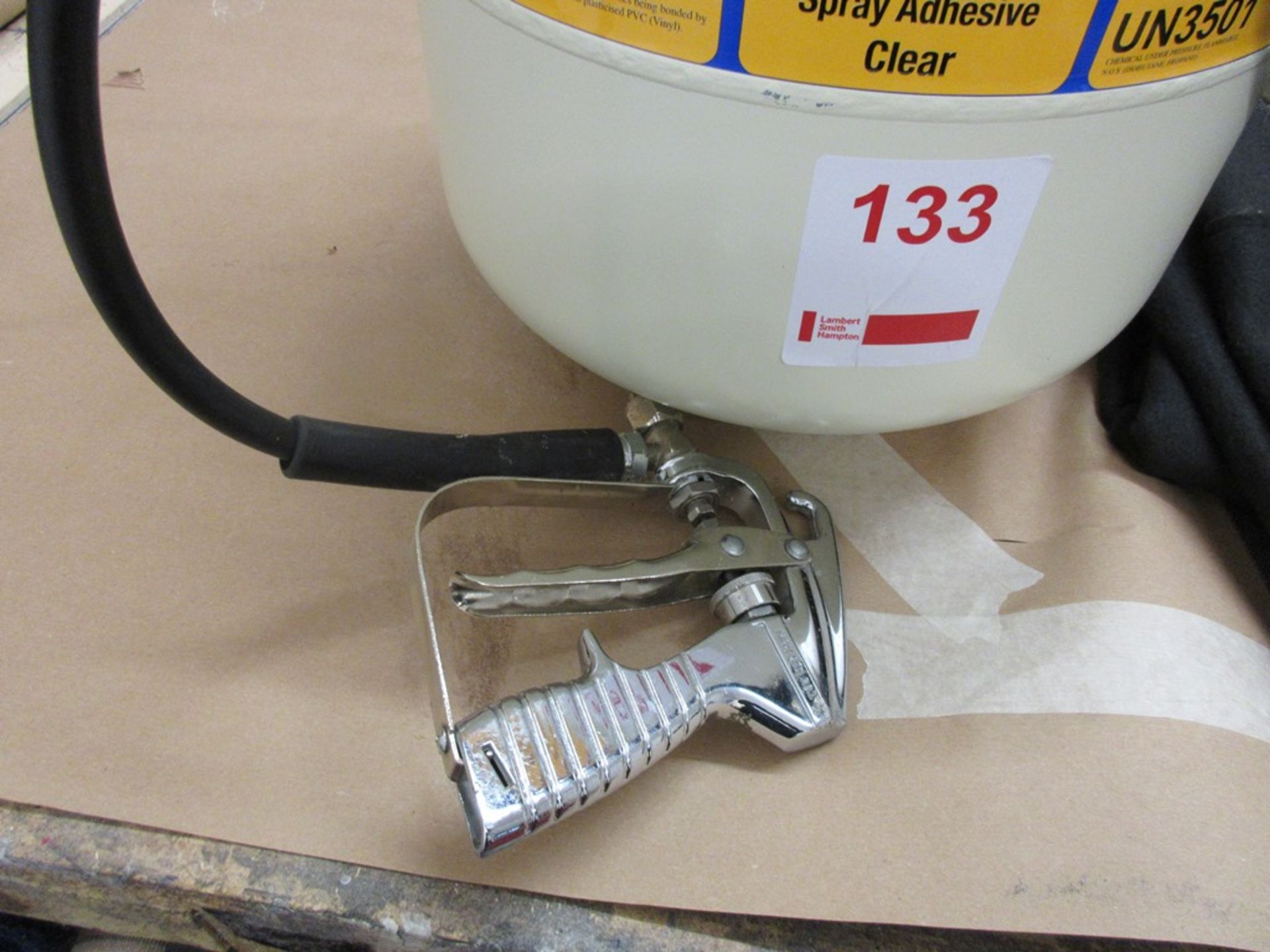 Unbadged glue applicator gun - Image 2 of 3