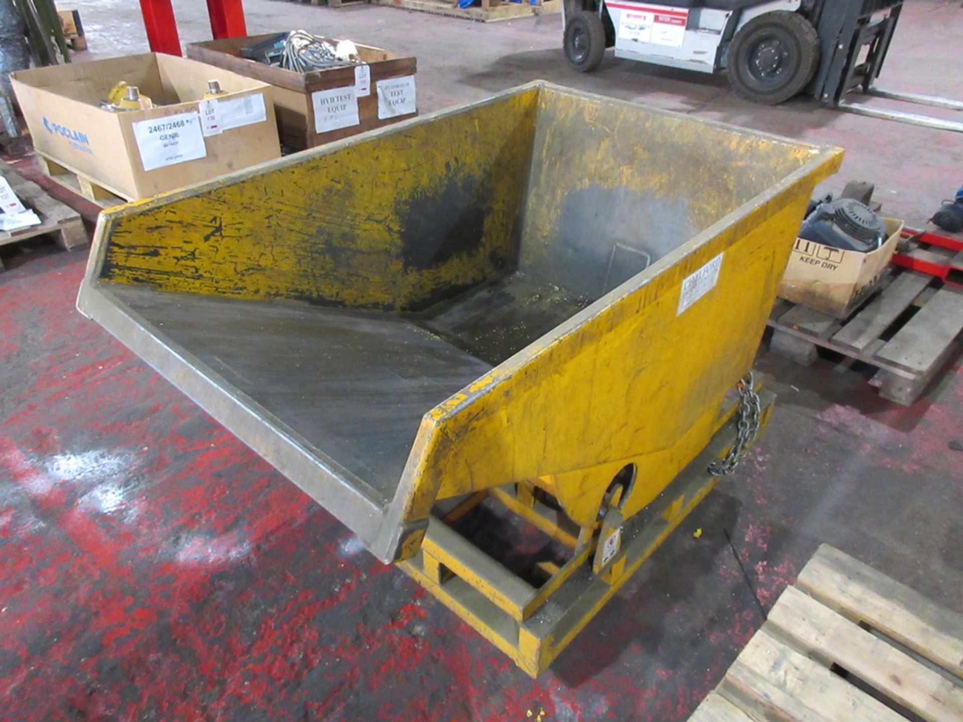 Chalford Engineering mobile fork lift tipping skip - Image 2 of 3