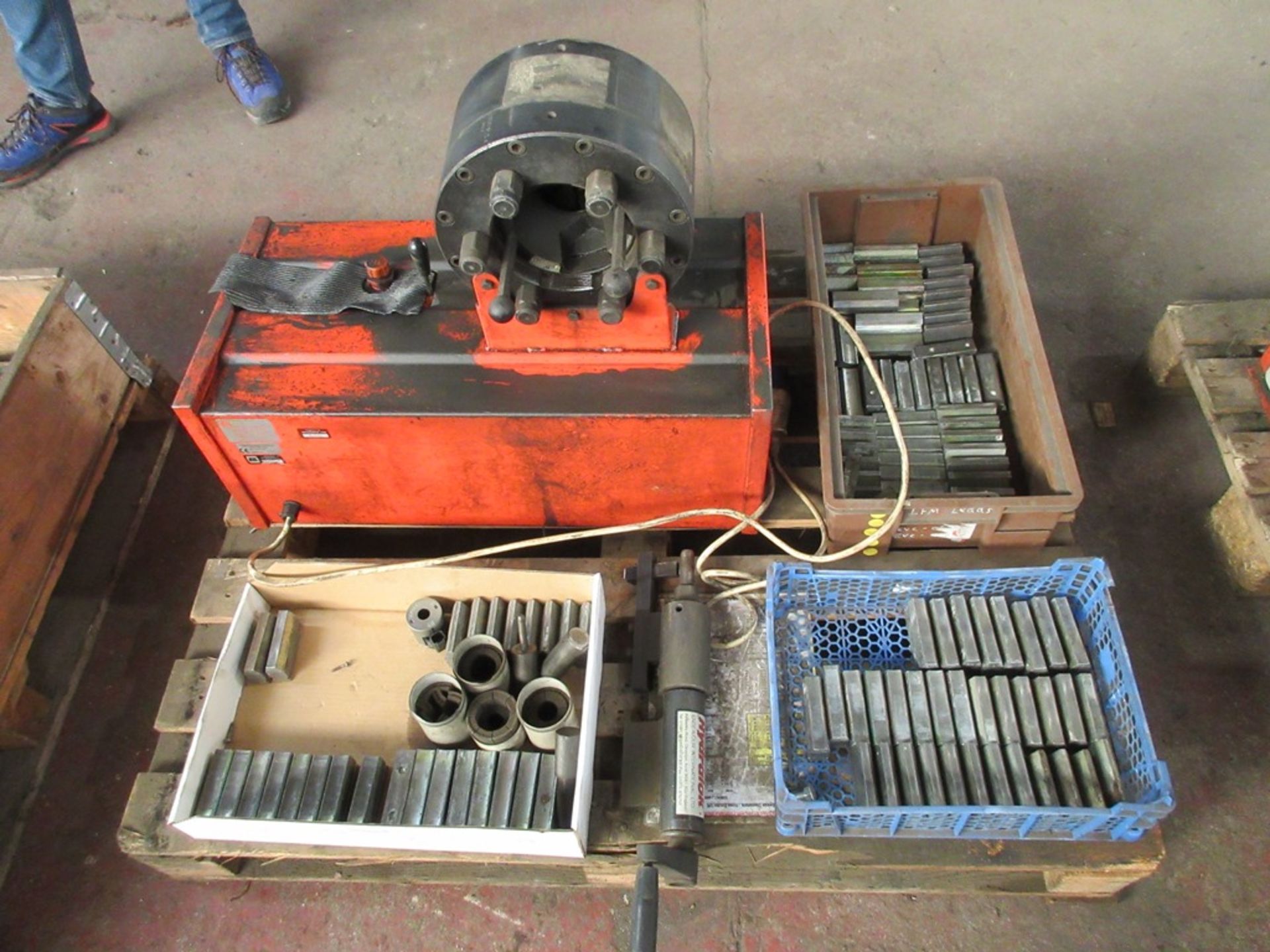 Endeavour Hydralok hydraulic swaging machine, model PM2000, 240V & quantity of jaws - Image 2 of 3