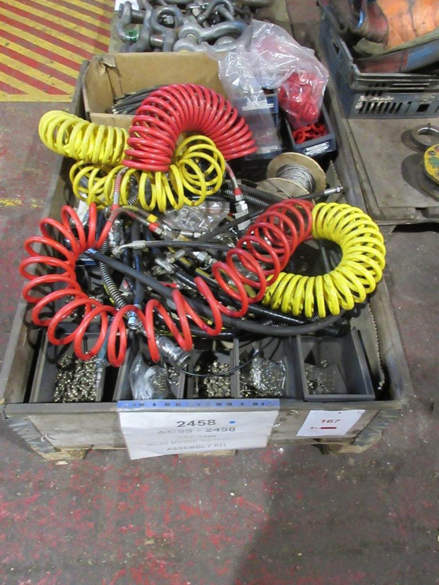 Quantity of various hoses & fittings