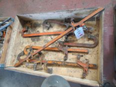 Six various carver clamps & 2 x incomplete carver clamps