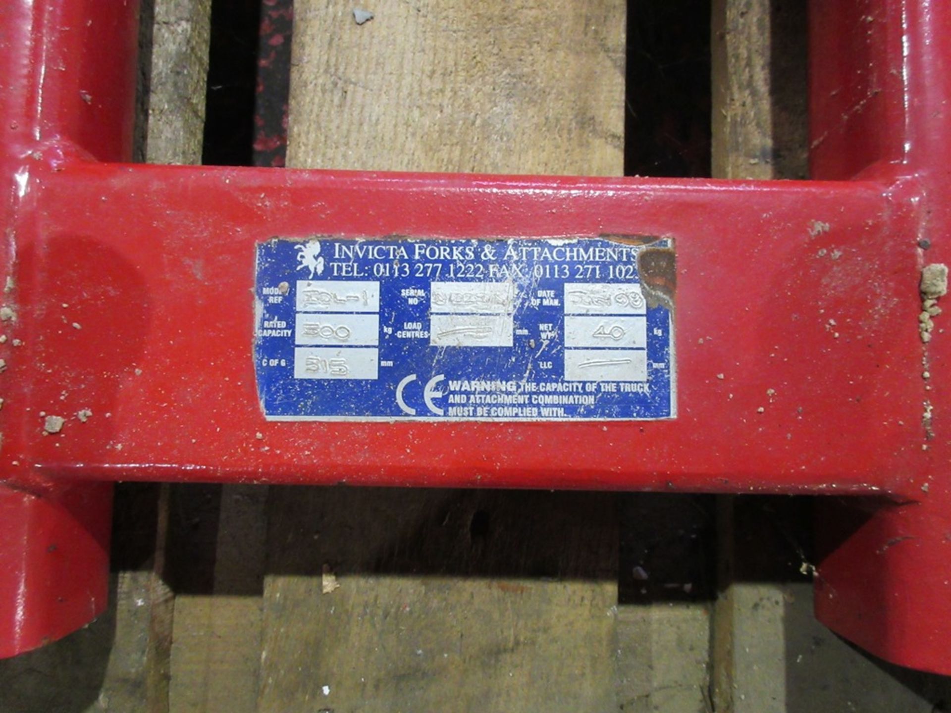 INVICTA fork lift drum lifting attachment - capacity 500kg NB: This item has no record of Thorough - Image 3 of 4
