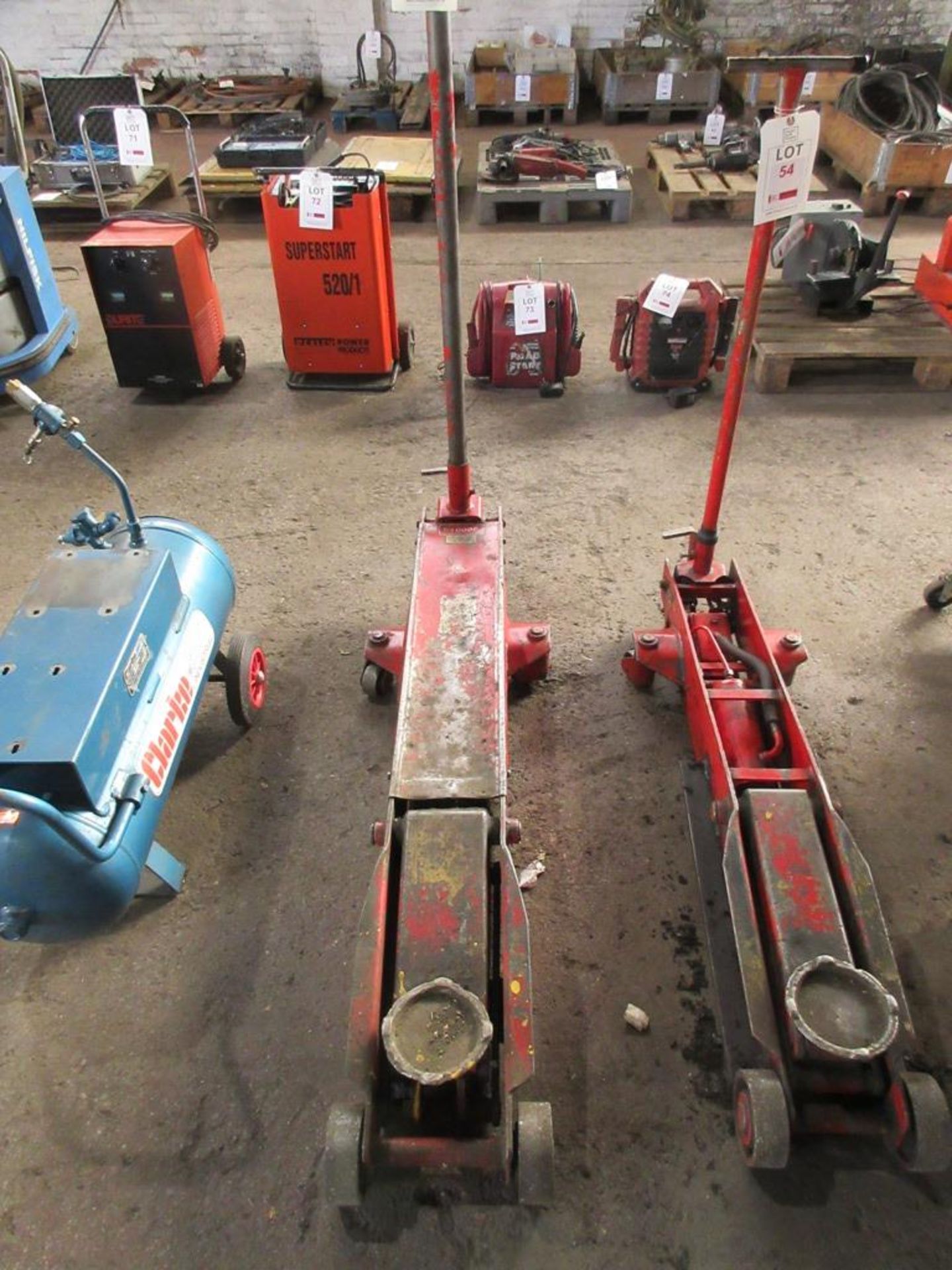 AC Hydraulics long reach trolley jack, Type 6000QN, capacity 6 ton