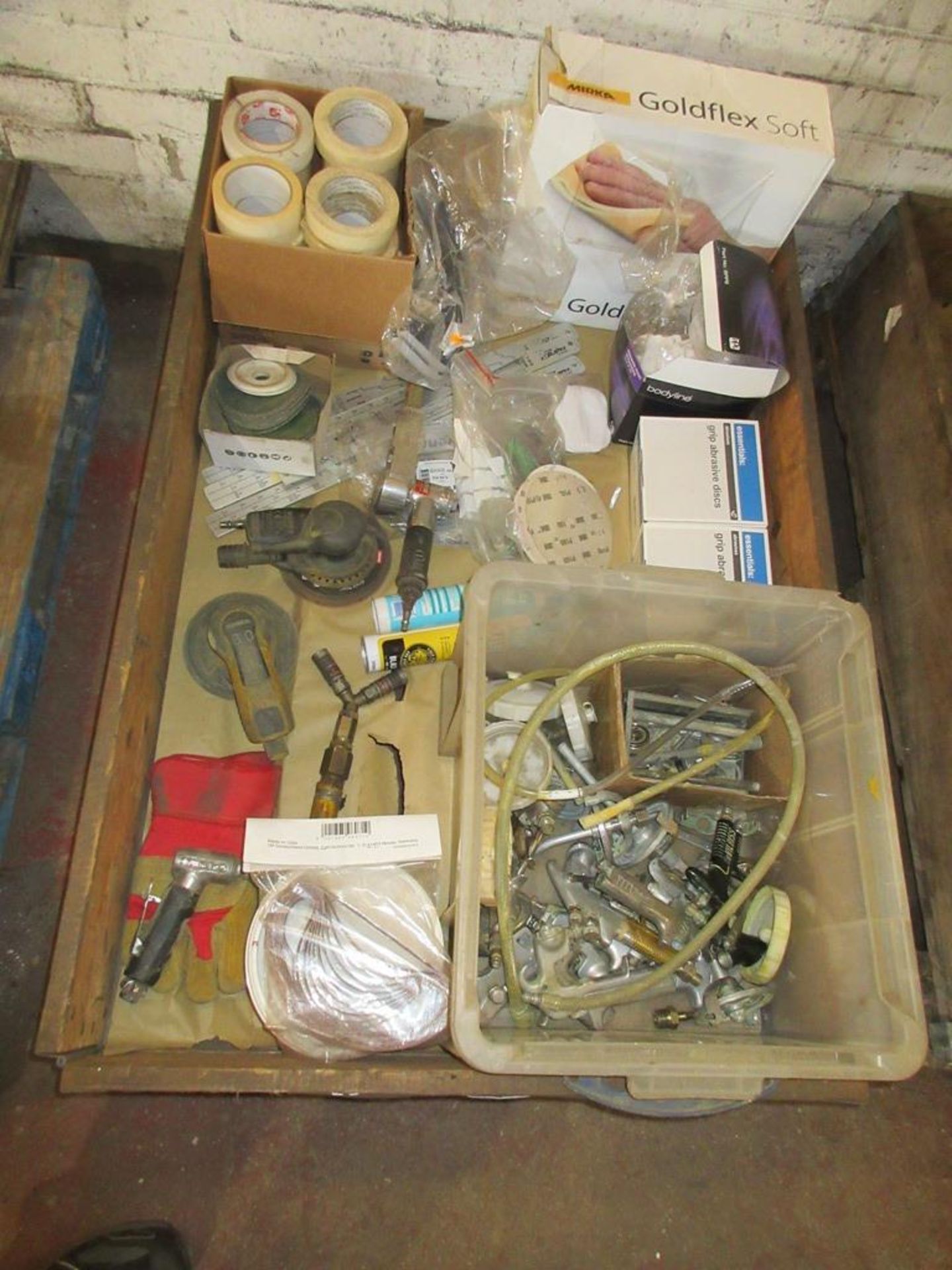 Quantity of paint finishing tools, including sanders, spray guns etc. & quantity of finishing - Image 2 of 3