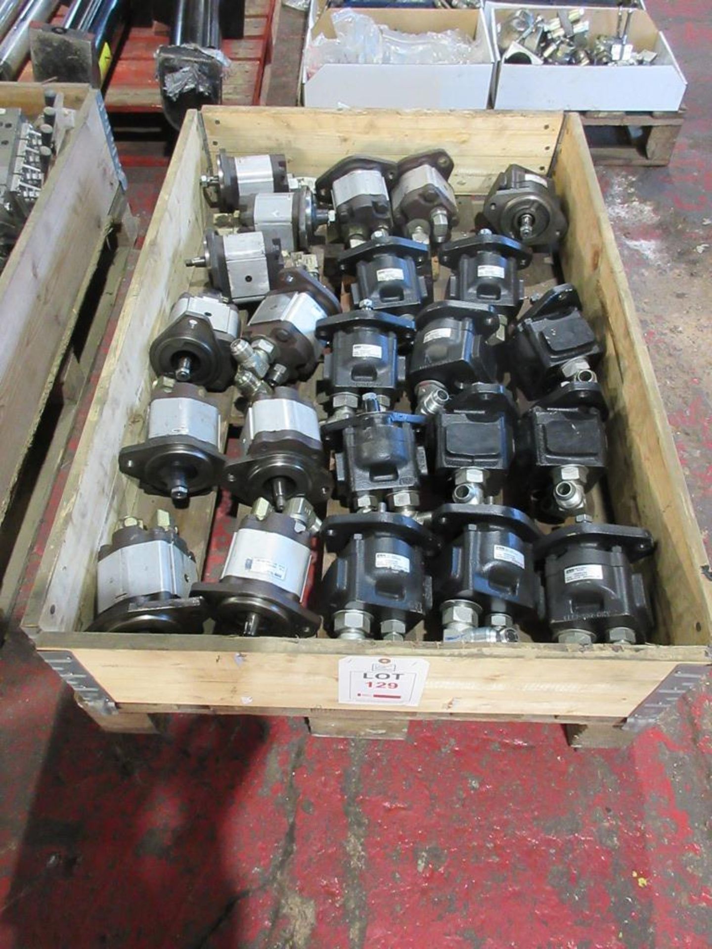 Twenty-three various Parker hydraulic pumps, for Komatsu excavator