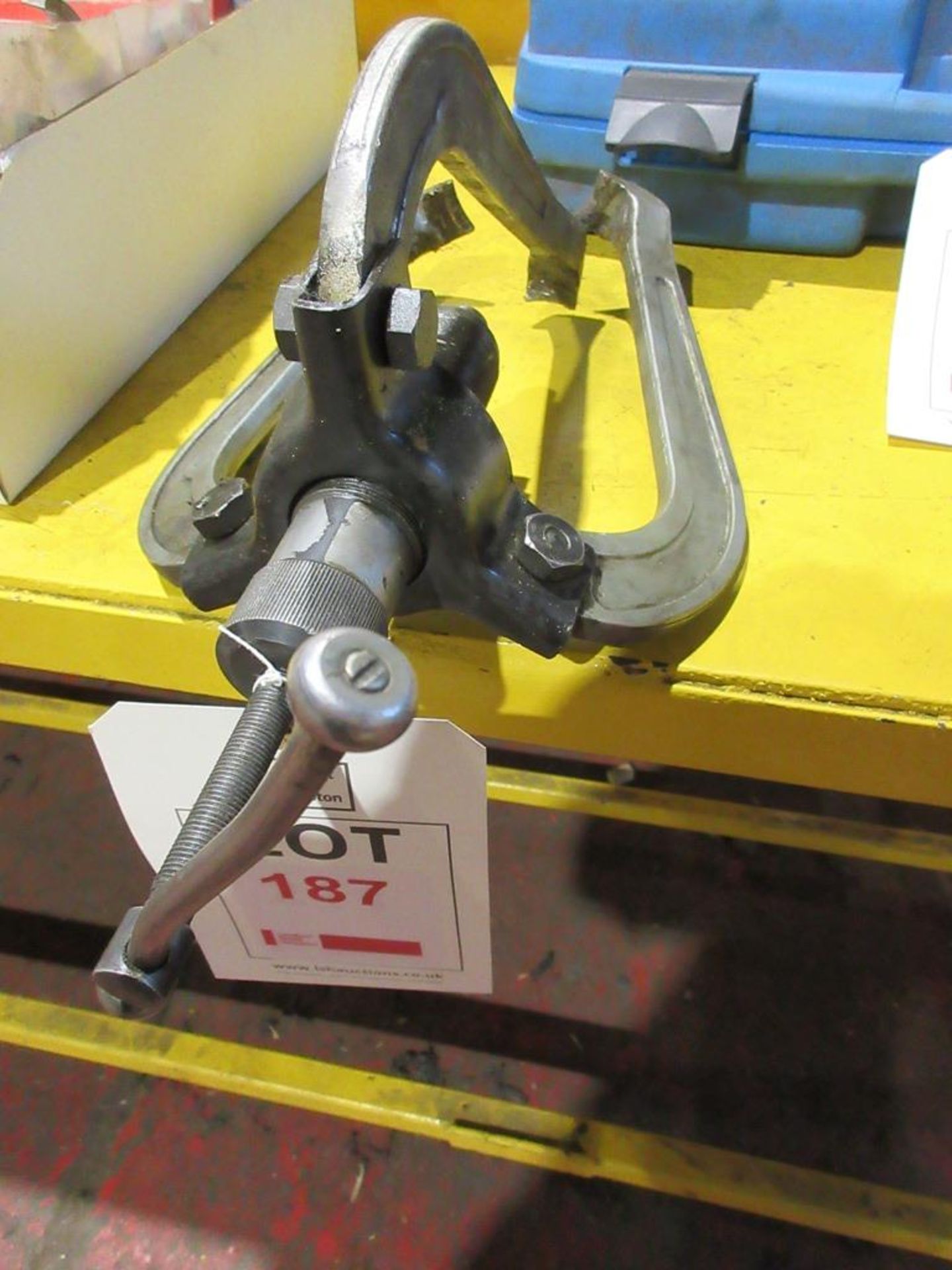 Sykes Pickavant bearing puller - Image 2 of 3
