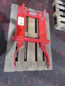 INVICTA fork lift drum lifting attachment - capacity 500kg NB: This item has no record of Thorough
