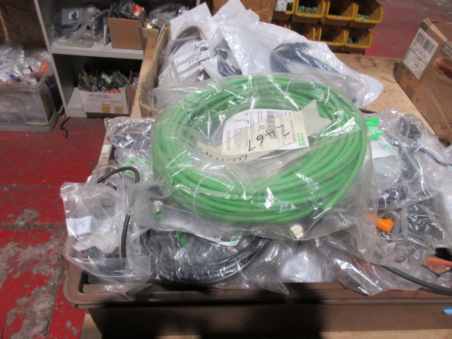 Quantity of various electrical leads - Image 2 of 3