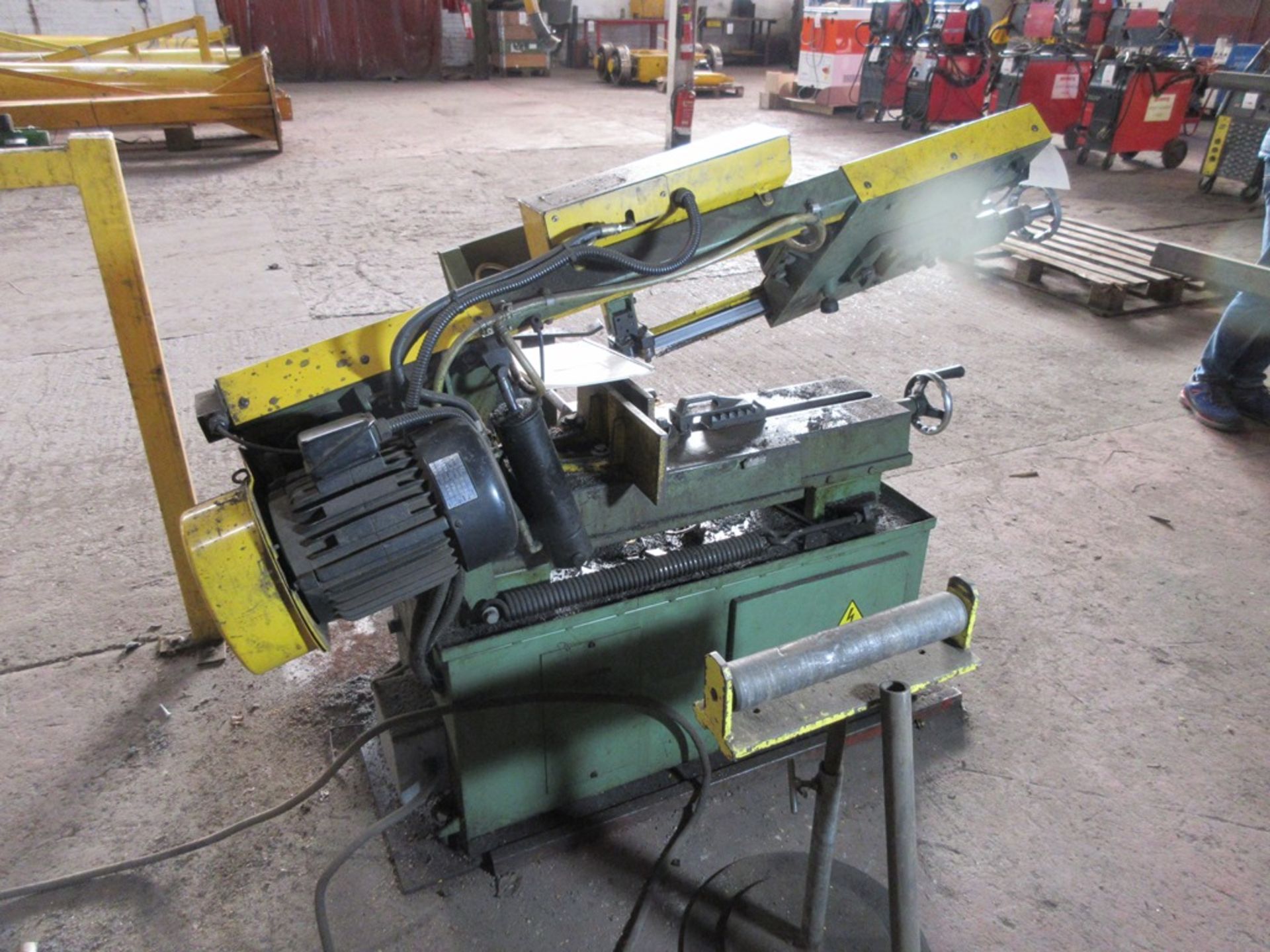 Way Train horizontal metal bandsaw, cutting capacity - Round 225mm Rectangle 225mm x 400mm Blade - Image 2 of 4