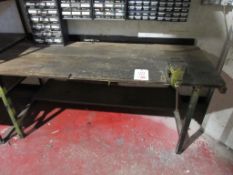 Steel framed bench approx. 1870mm x 800mm approx. 750mm high with 4" engineers vice