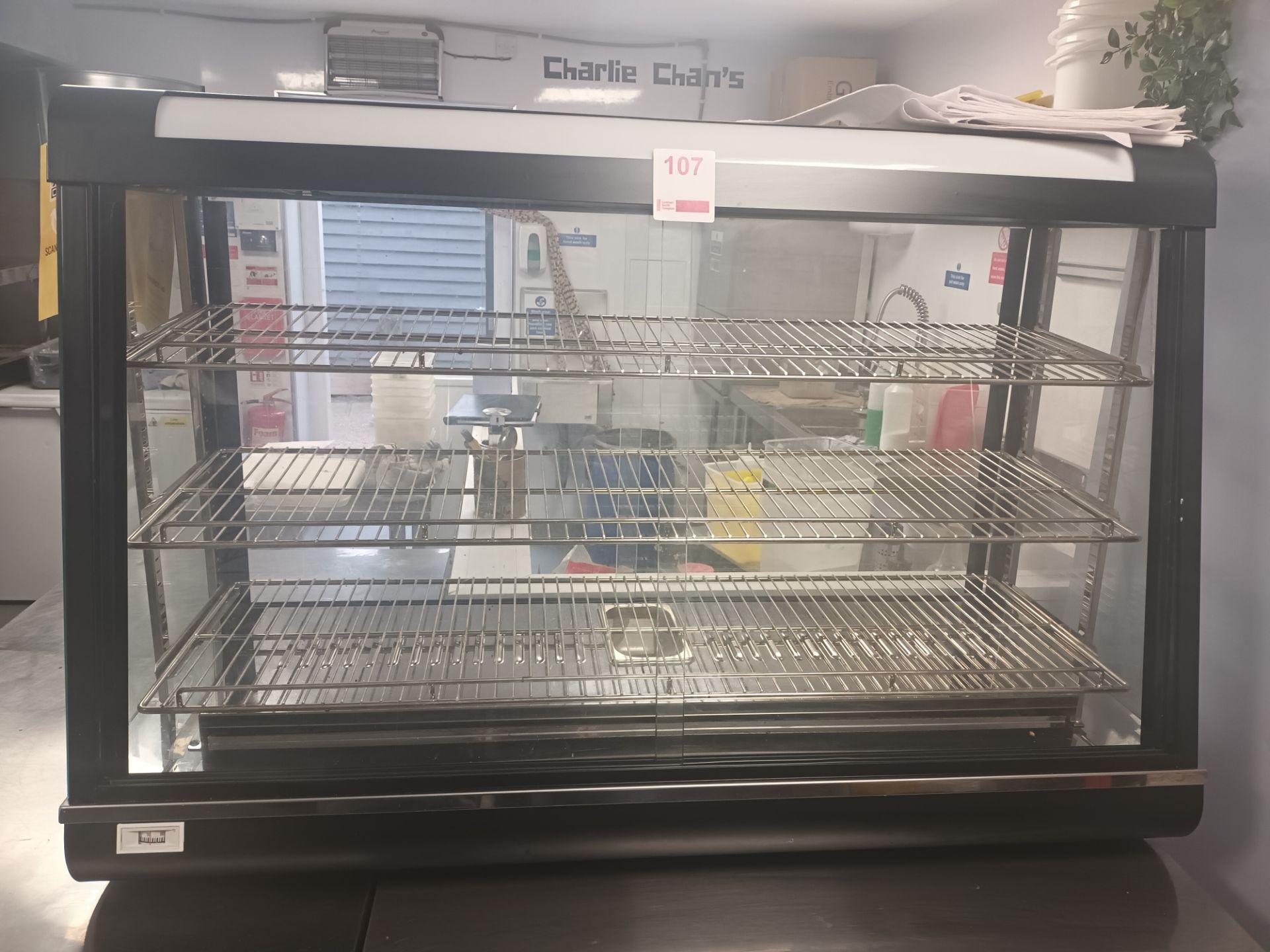 Adexa FM48 electric hot food merchandiser (Located Northampton)