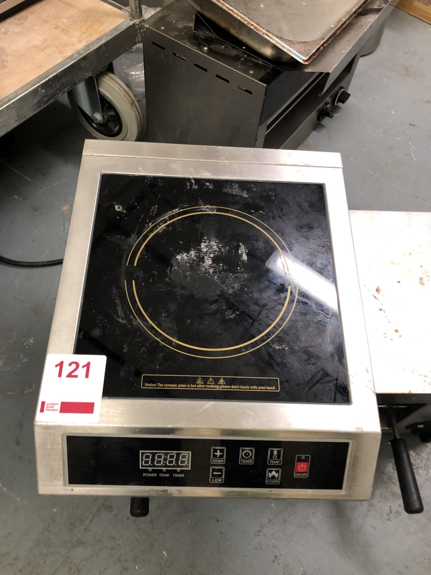 Adexa EMO3K53200 induction cooker (Located Northampton)