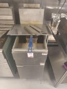 iMettos single tank twin basket freestanding fryer (Located Northampton)