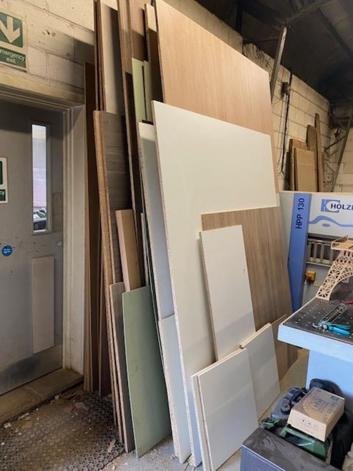 Large quantity of various laminated board in various sizes - Bild 3 aus 5