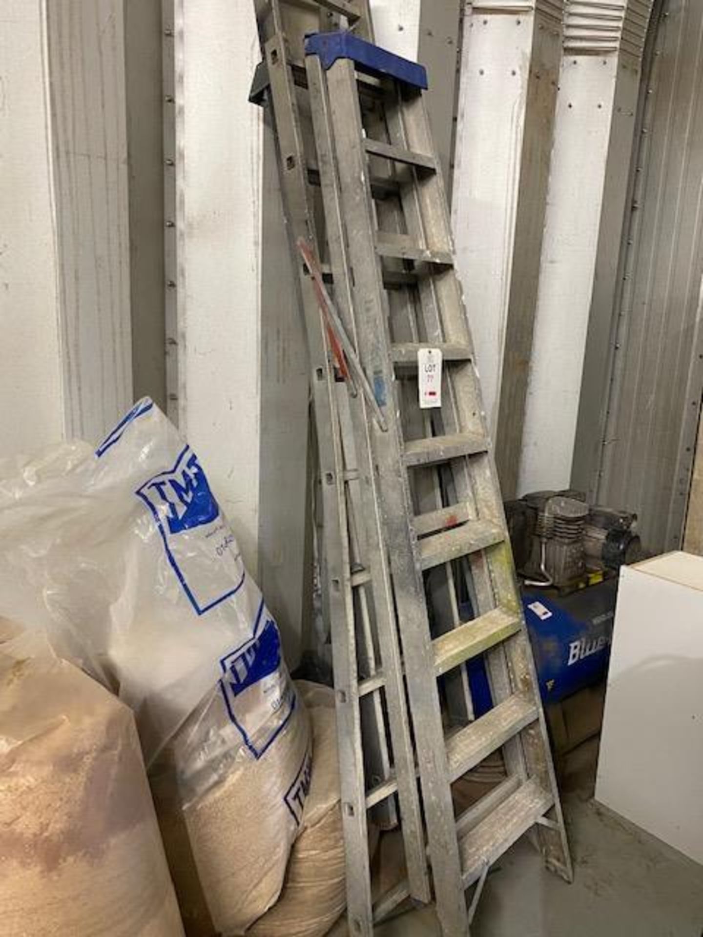 Two sets of aluminium step ladders - Image 2 of 3