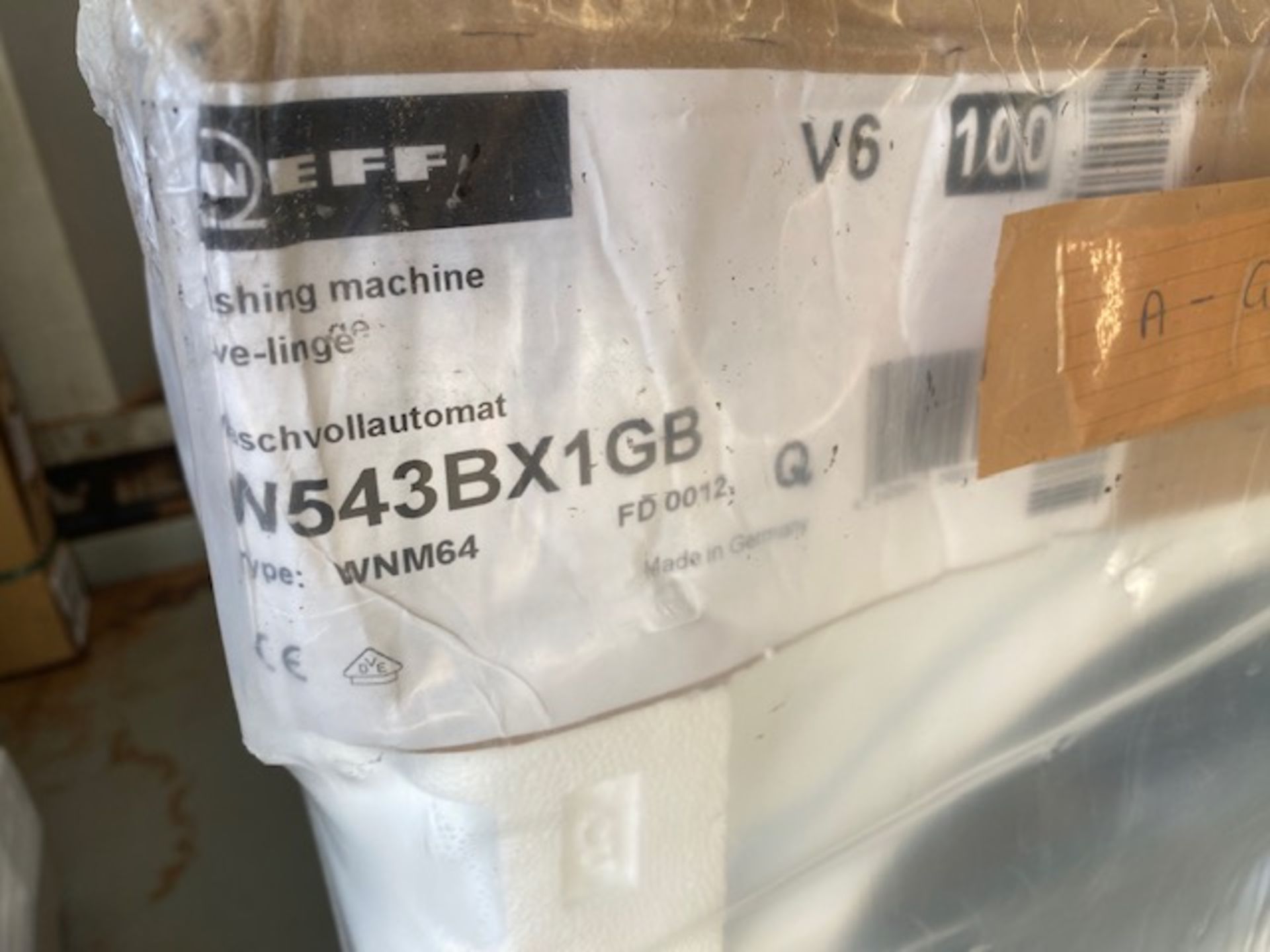 Neff W543BX1GB built in washing machine (boxed) - Image 2 of 4