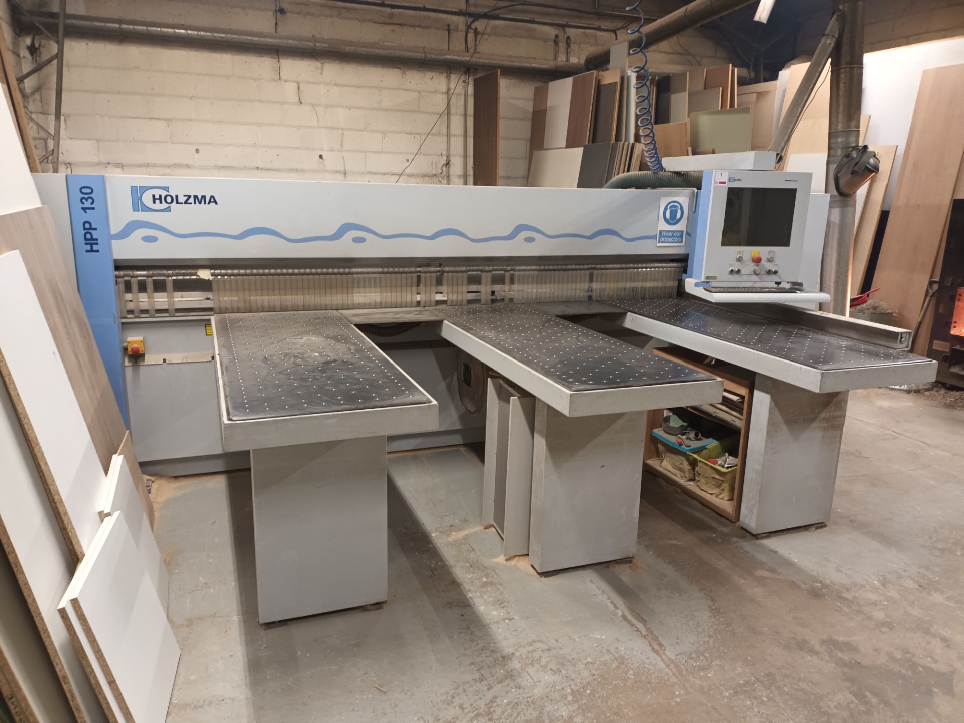 Holzma Optimat HPP 130/32/32 CNC panel saw with Holzma PowerControl operating system (2018) - Image 2 of 7