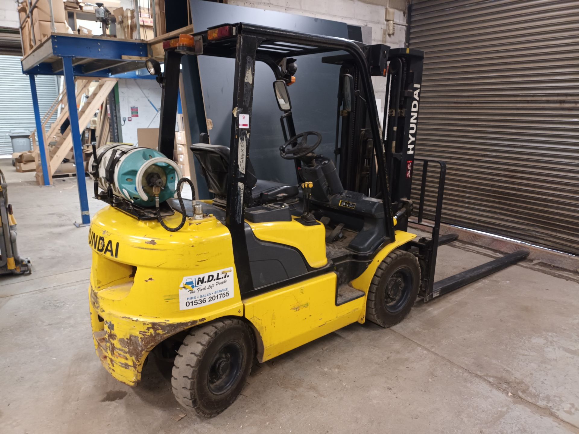 Hyundai 25L-7A LPG forklift truck (2011) with 2,430 hours *DELAYED COLLECTION* - Image 2 of 9