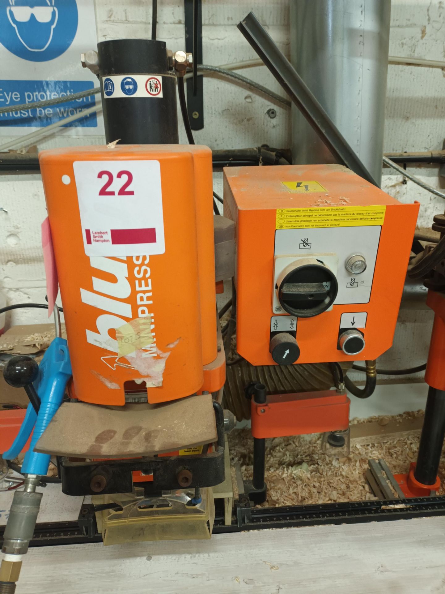 Blum Minipress P 1x230 automated vertical drill (2018)