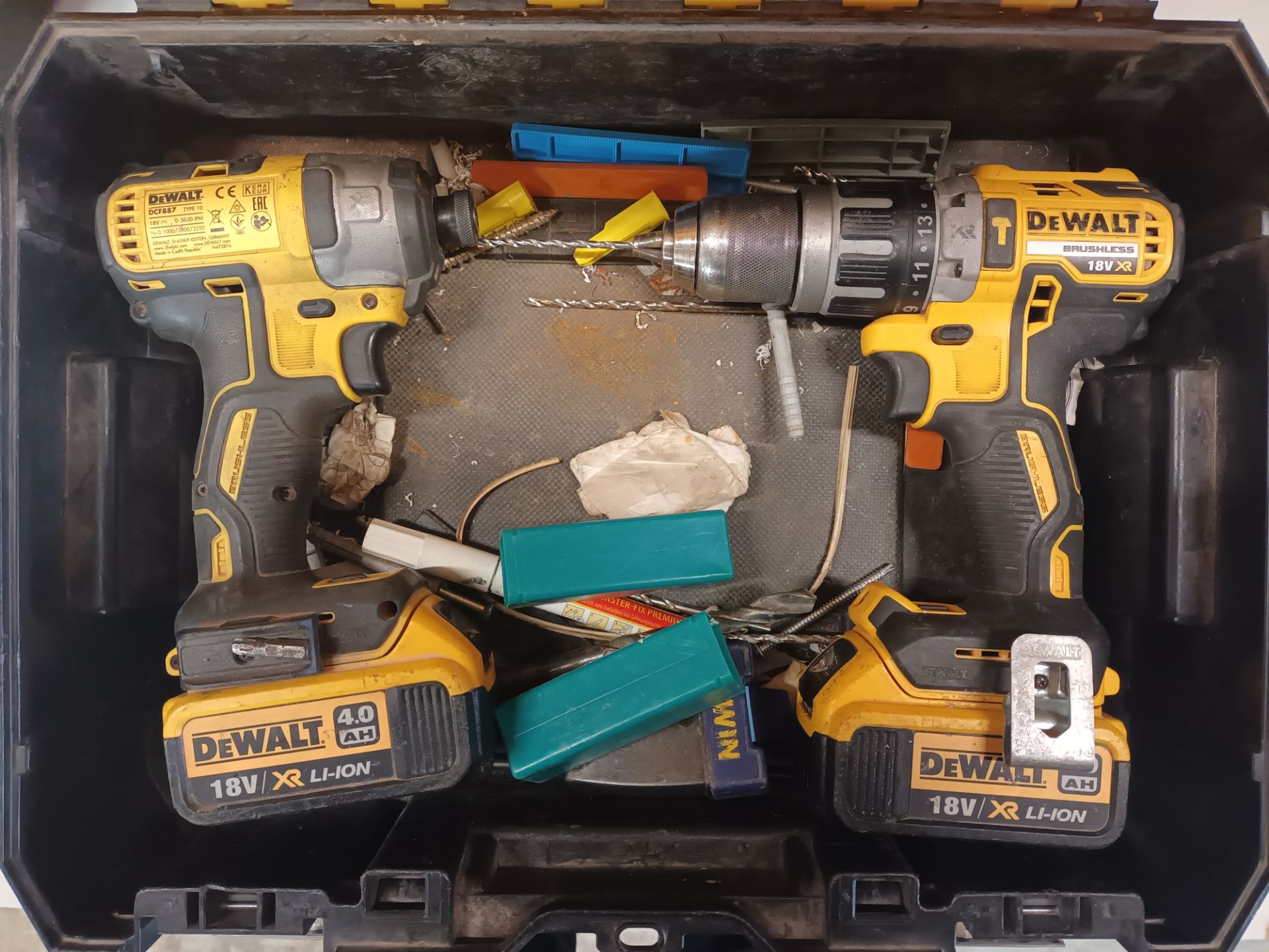 DeWalt DCF887 cordless brushless impact driver with battery and DeWalt DCD796 brushless hammer drill - Image 2 of 3