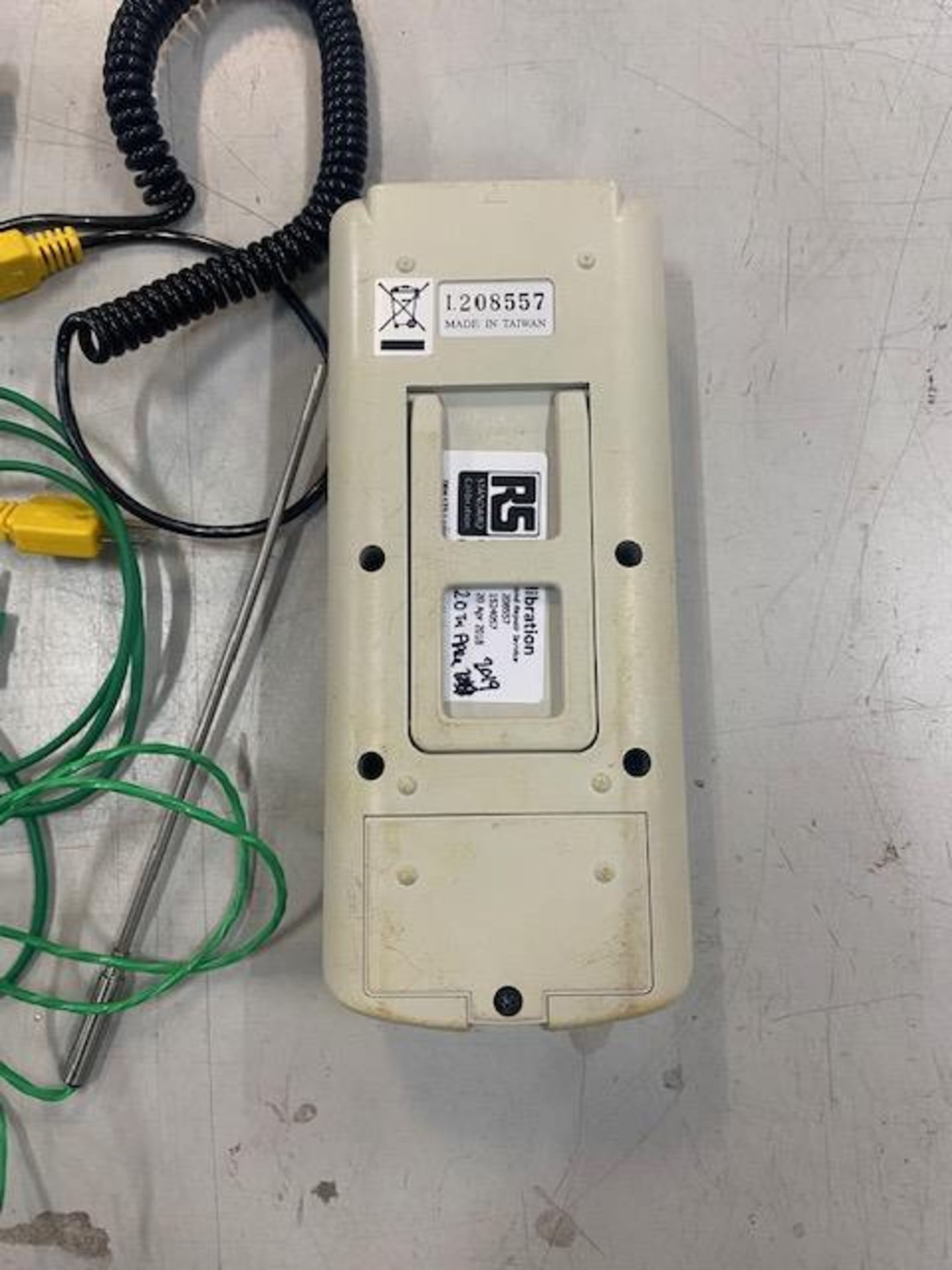 RS 389-4296 thermometer and calibrator, S/N 1208557 (Located Upminster) - Image 3 of 5
