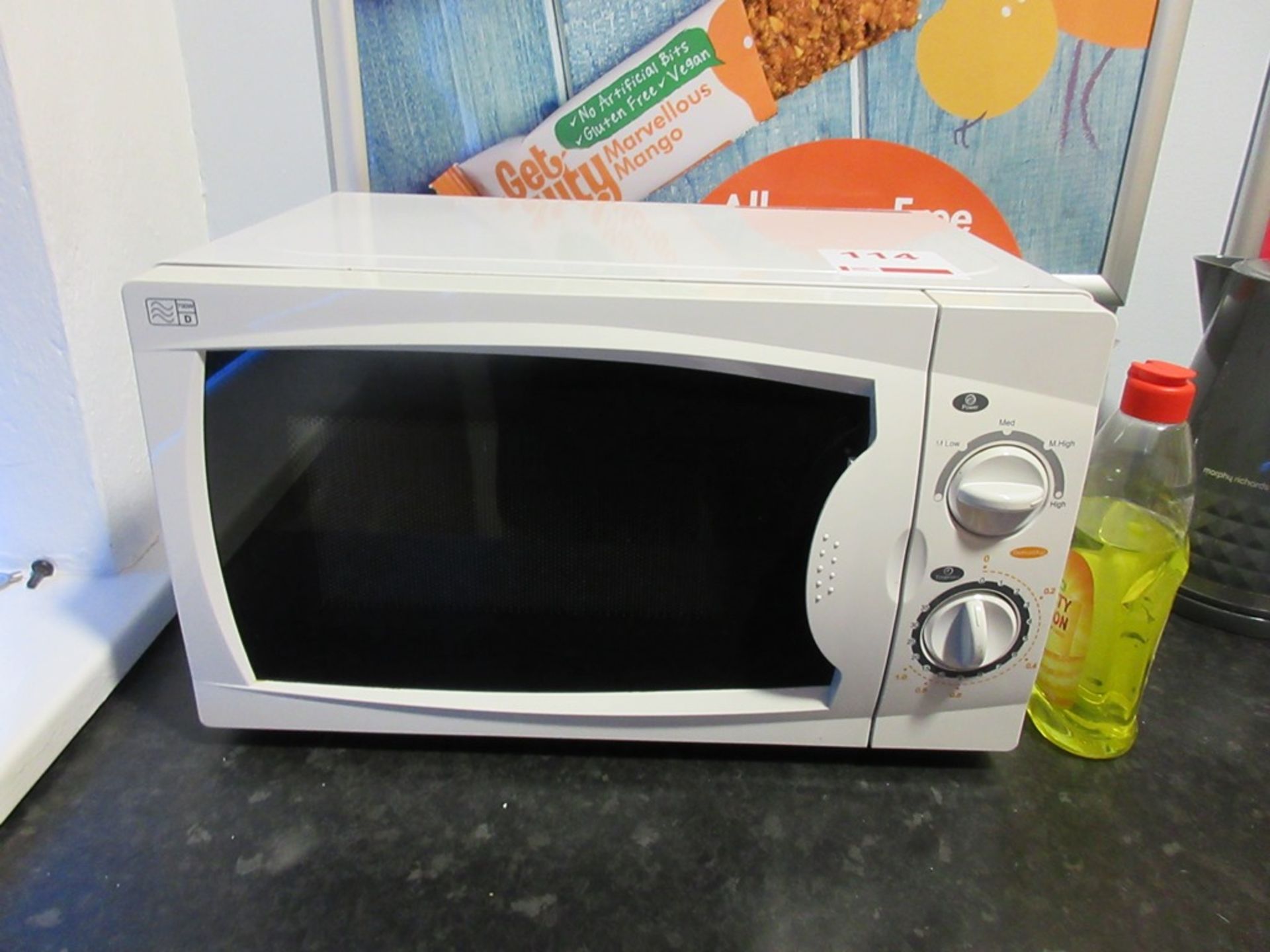 Microwave and Morphy Richards kettle