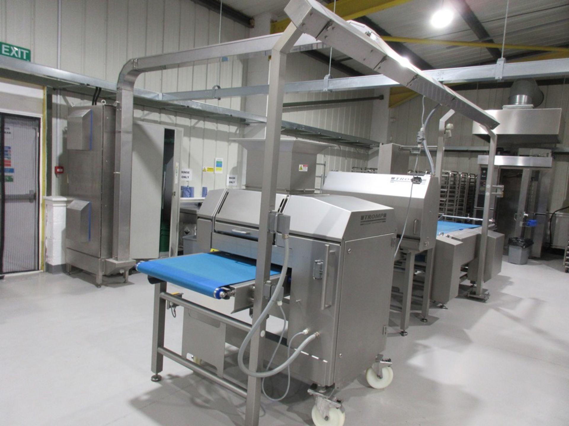 Tromp Bakery Equipment 600 stainless steel production with stainless steel pull over roll sheet