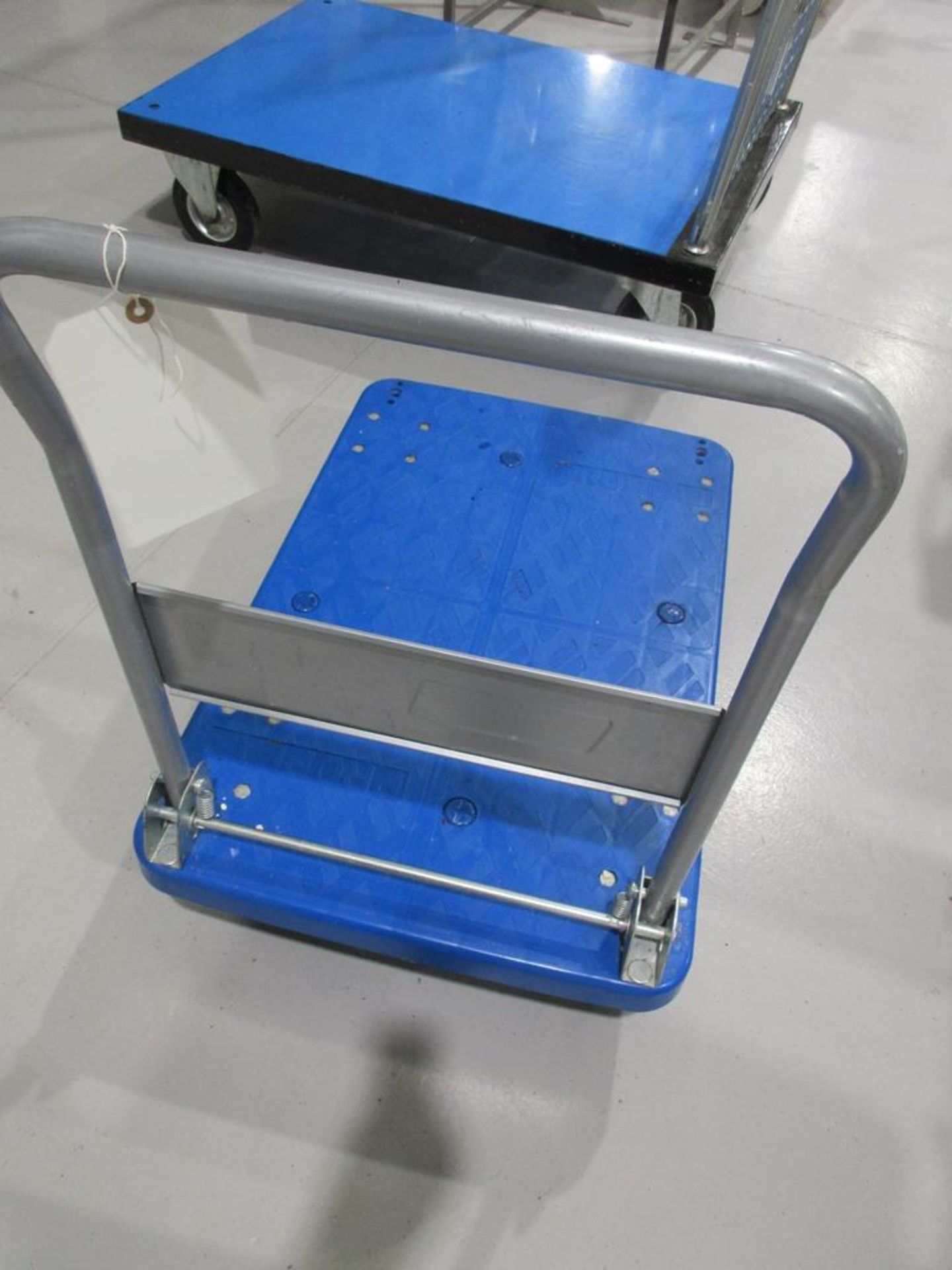 Four wheel folding handle plastic base trolley, 600mm x 900mm - Image 2 of 2