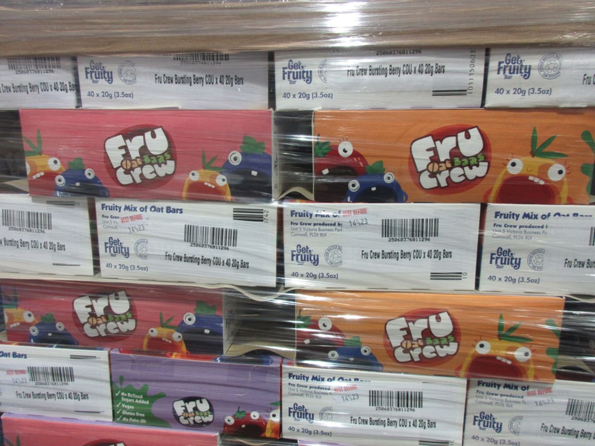 Pallet of approx.260 x 40 x 20g Fruity mix of oat bars - expiry August 2023