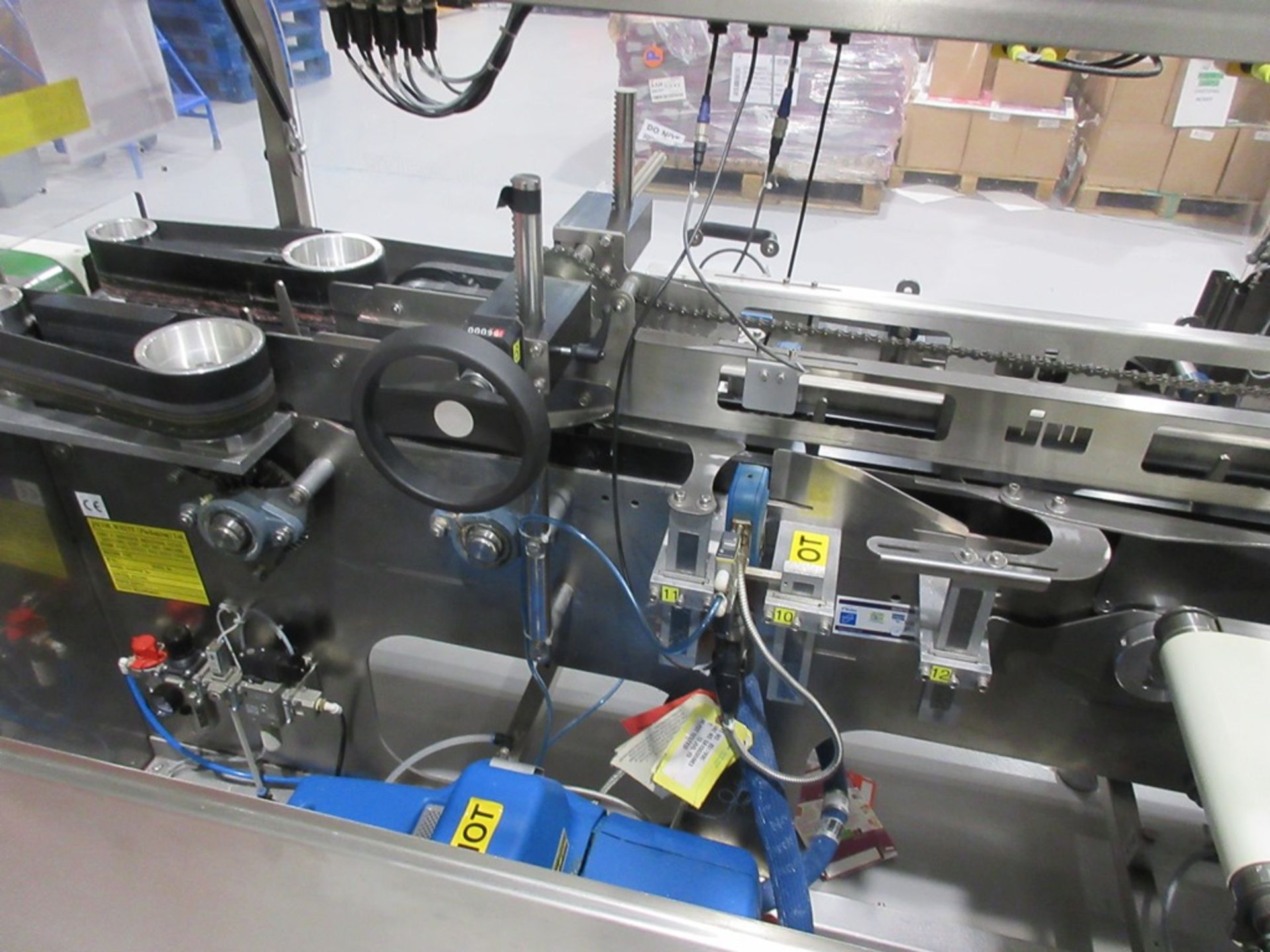 Jacob White NSX3.1 semi automatic cartoning machine, serial no. 477/15E, adjustable size, conveyor - Image 12 of 20