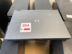 HP Compaq 6715b laptop (no power lead)