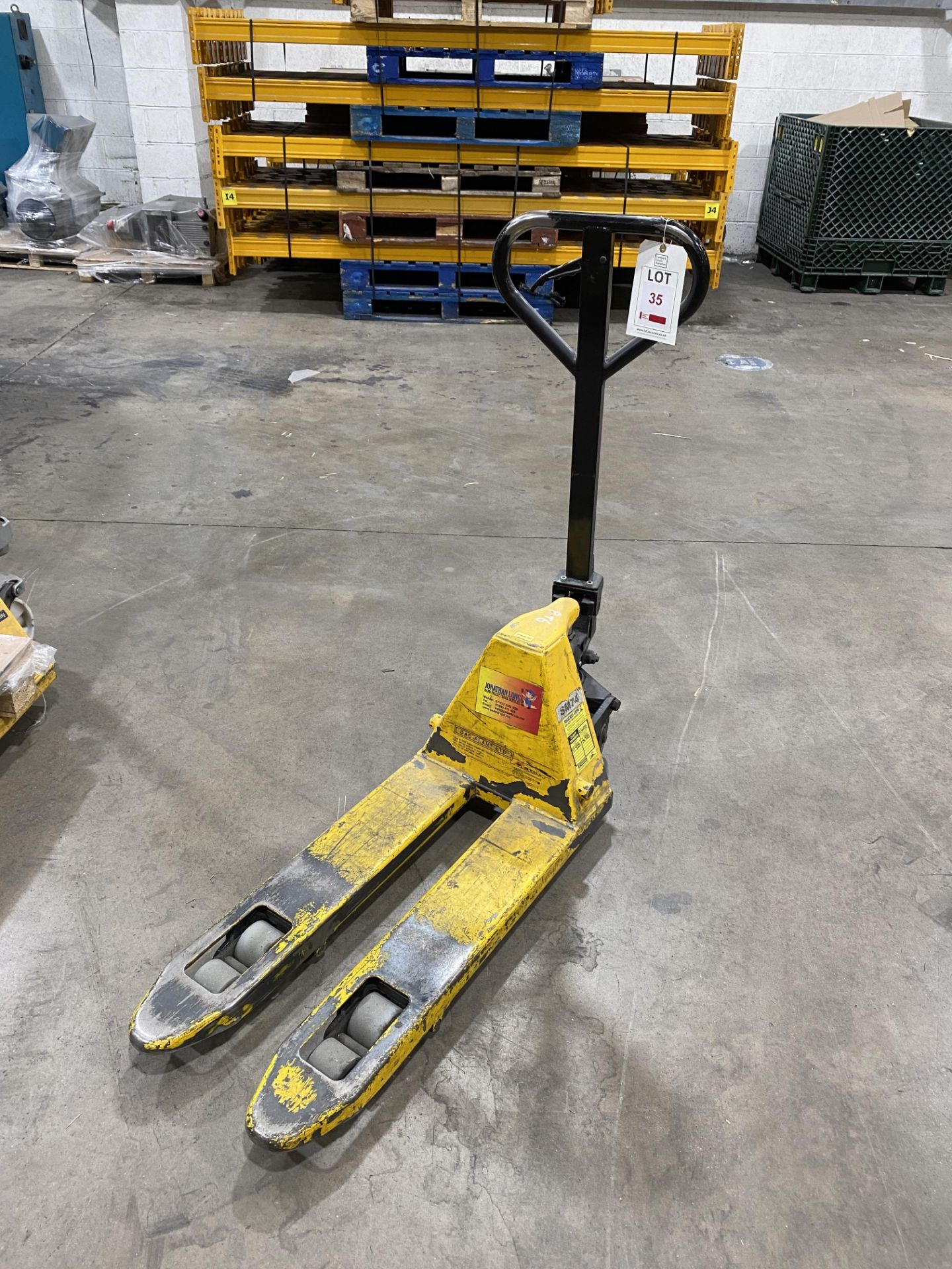 Hydraulic pallet truck