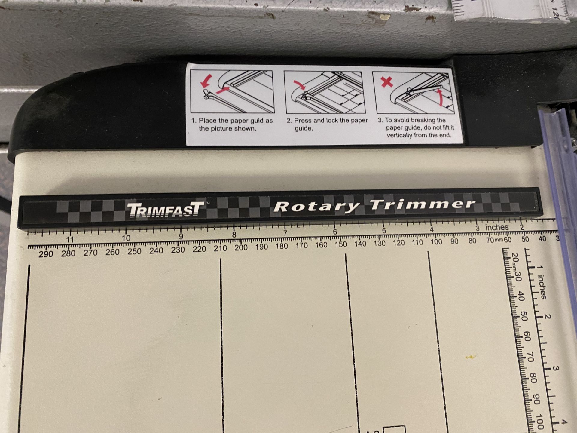 TrimFast rotary trimmer - Image 2 of 5